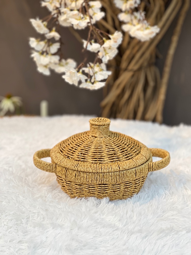 سبد طرح حصیری درب دار (5811)