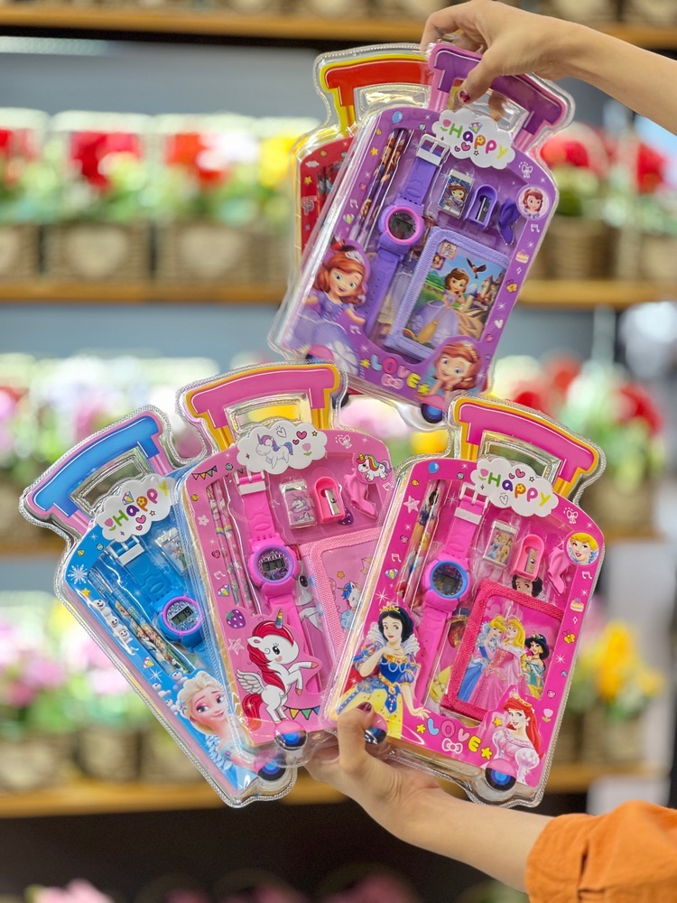 پک نوشت افزار بچه گانه(8583)