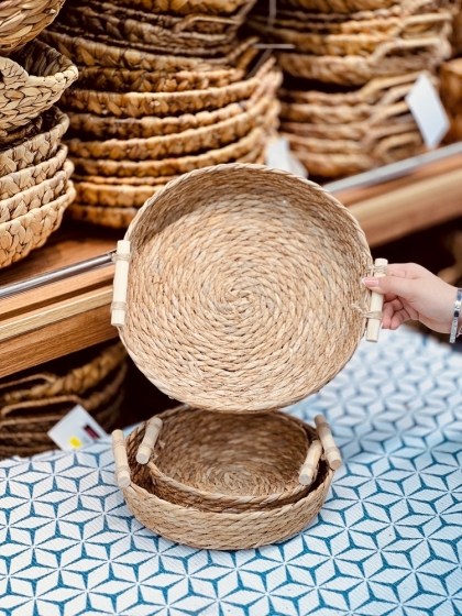 سبد حصیری دسته چوبی سایز بزرگ(5769)