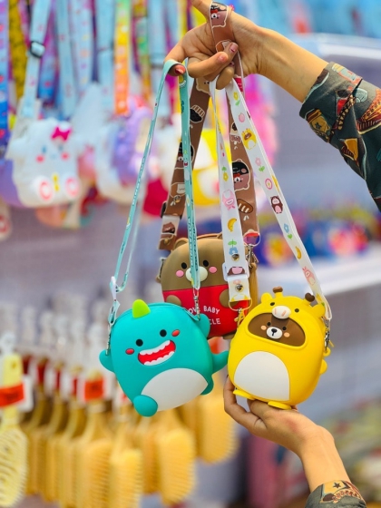 کیف سیلیکونی عروسکی(5619)