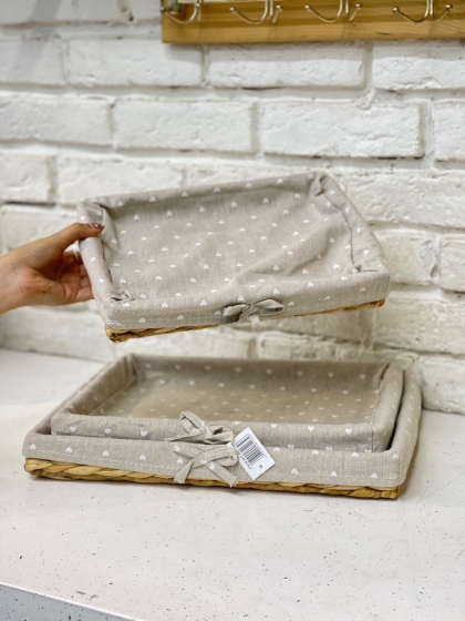 سبد حصیری کف پارچه ای سایز کوچک(5689)